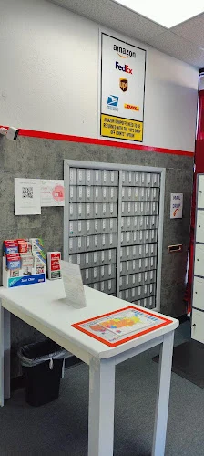 Clymb's Mail and More of Glendale