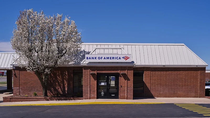 Bank of America (with Drive-thru ATM)